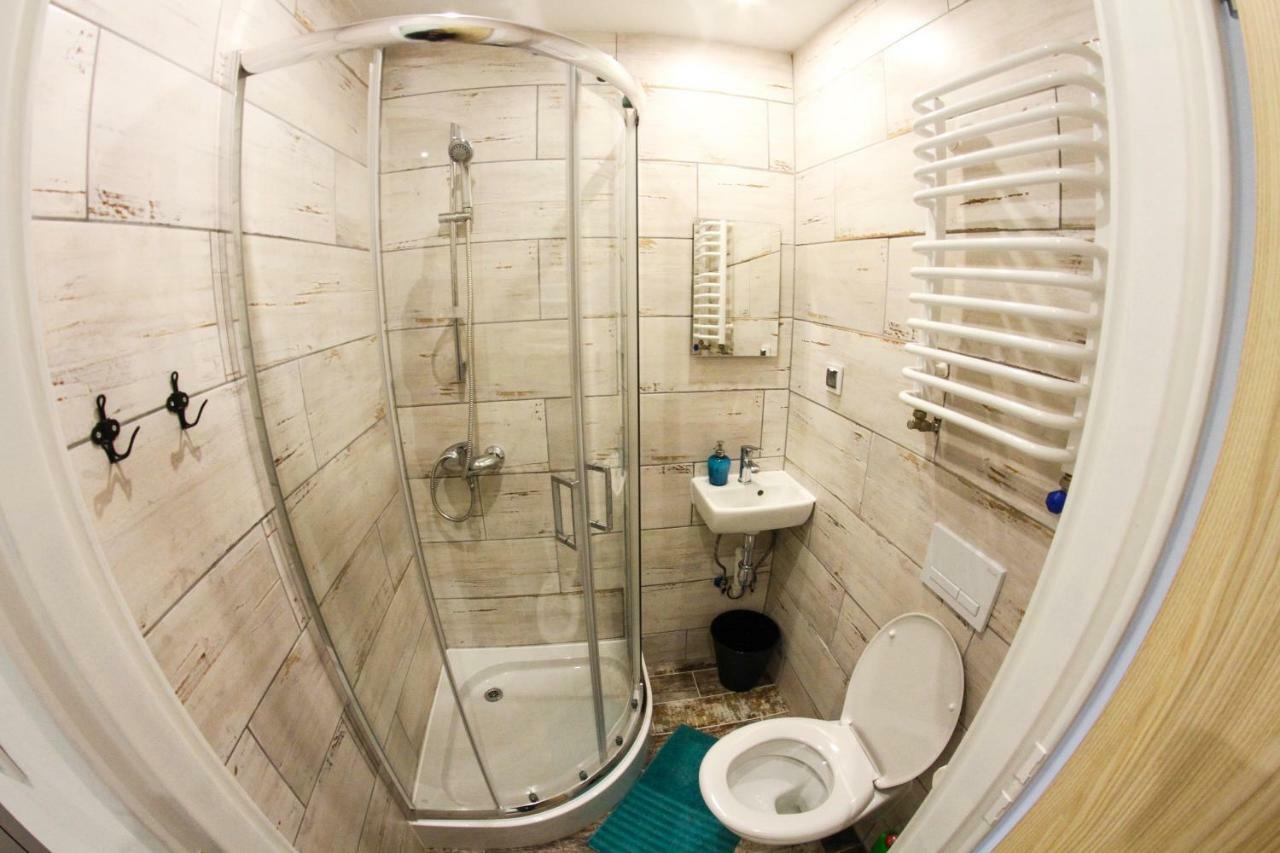 Homestay Na Krzywej Checiny (Swietokrzyskie)